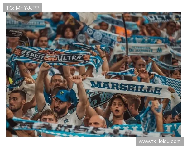 球迷回归球场,法甲北部德比气氛热烈 球迷回归球场,法甲北部德比气氛热烈