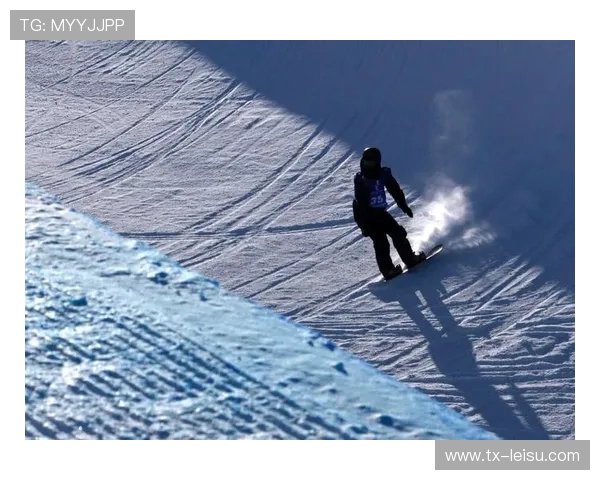 滑板卫冕冠军韩晓刚迎战全运会,单板滑雪基础成独特优势 滑板卫冕冠军韩晓刚迎战全运会,单板滑雪基础成独特优势